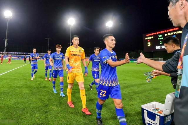 国安主场迎胜利，3比1逆转浦项铁人