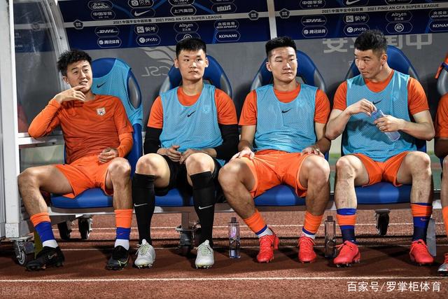 阿莫林向马佐拉致哀；球队上半场未进球是巧合